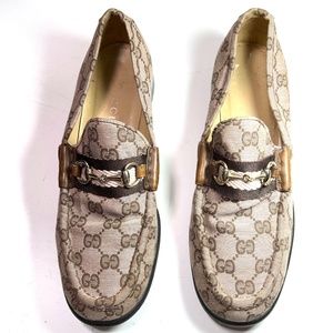 Vintage Ladies Gucci Tan/Brown Canvass Loafers Siz 8.5
